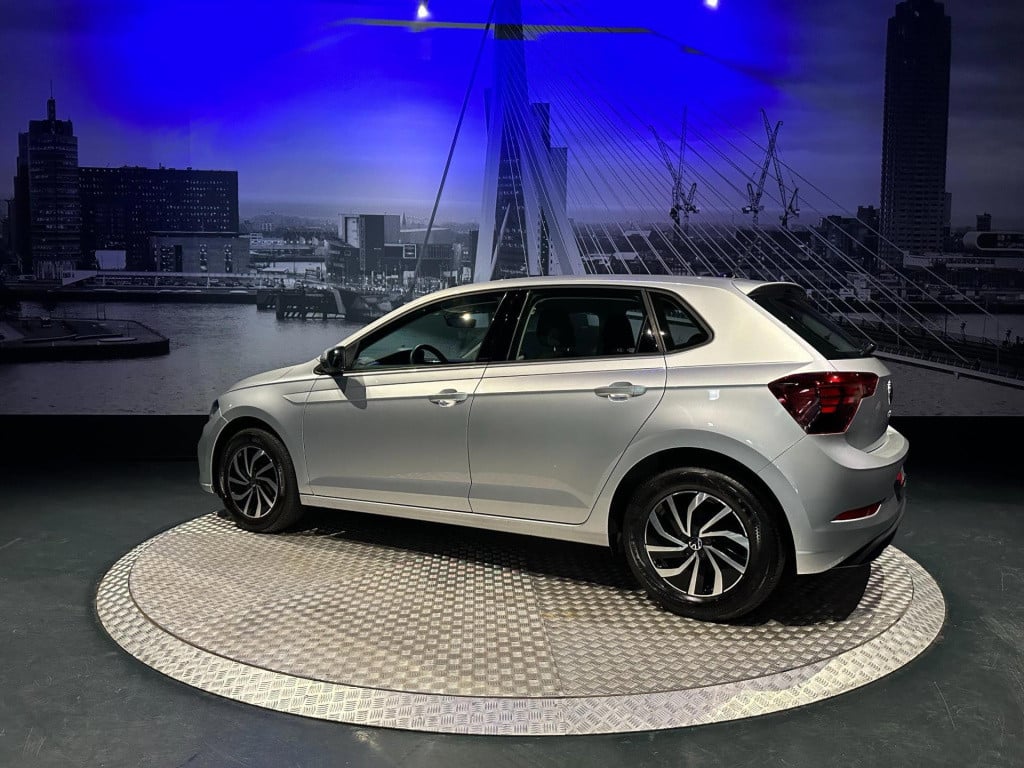 Volkswagen Polo 1.0 tsi life *appconnect*