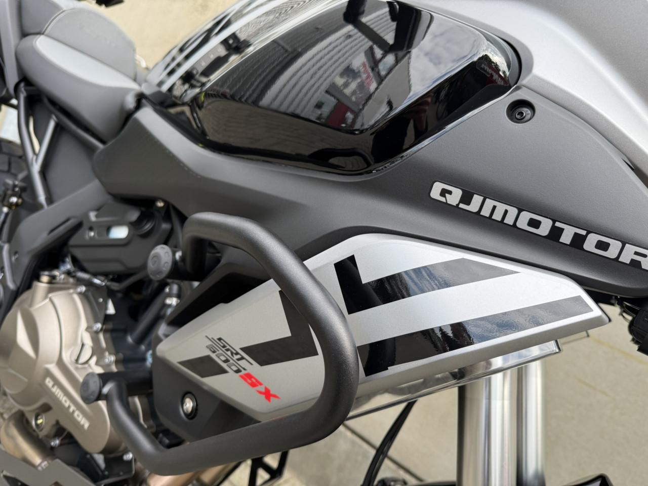 QJMotor SRT 600 SX Touring | Zeer compleet | Op voorraad