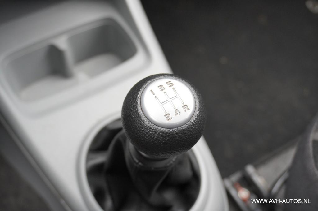 Nissan Pixo 1.0 acenta
