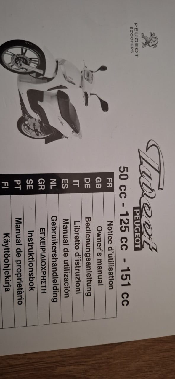 Peugeot tweet scooter nieuwstaat