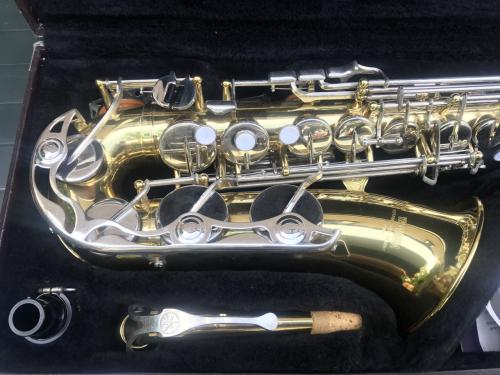 YAMAHA YAS23 alt saxofoon