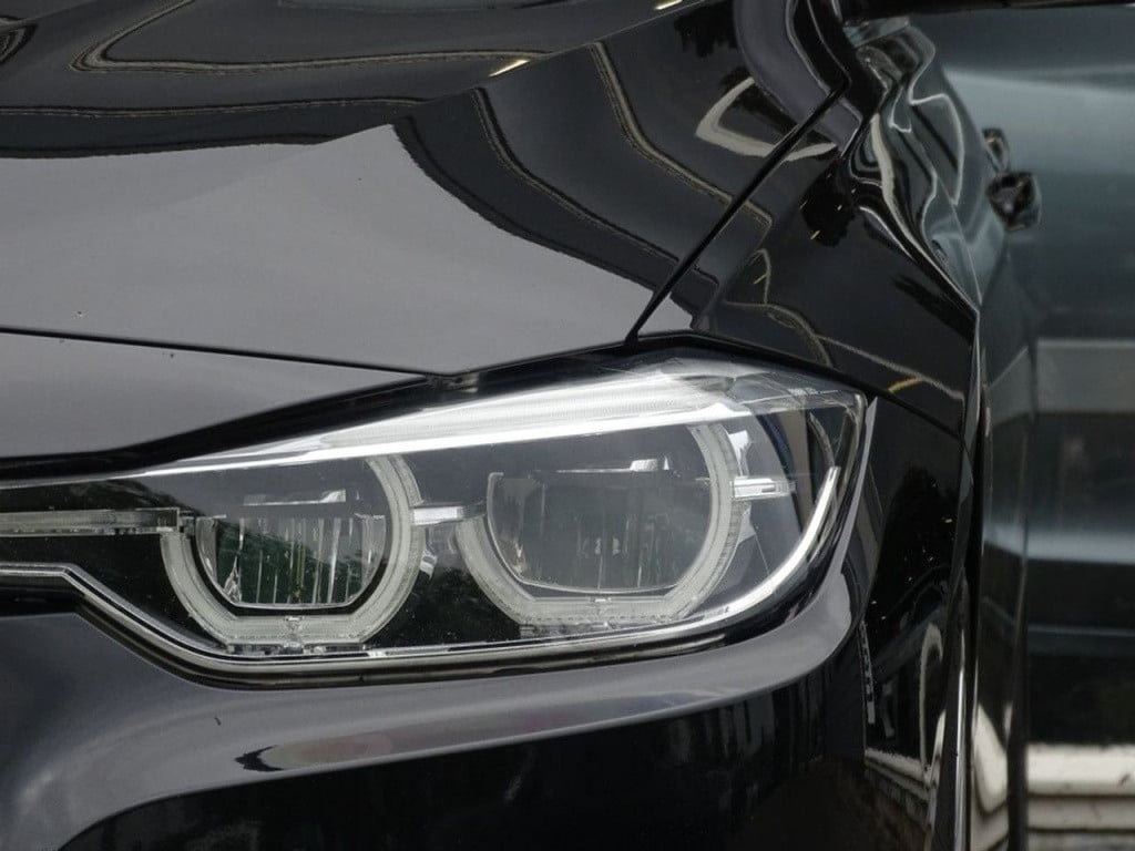 BMW 3-serie 318i m sport