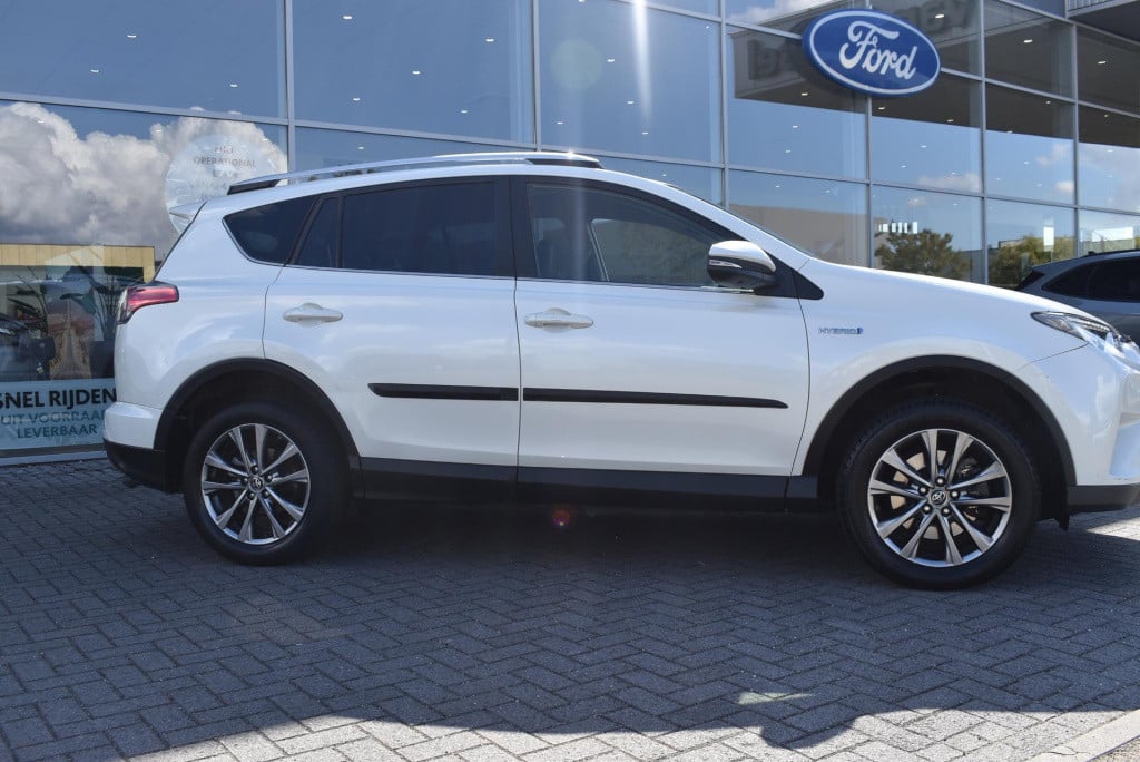 Toyota Rav4 2.5 hybrid awd executive business