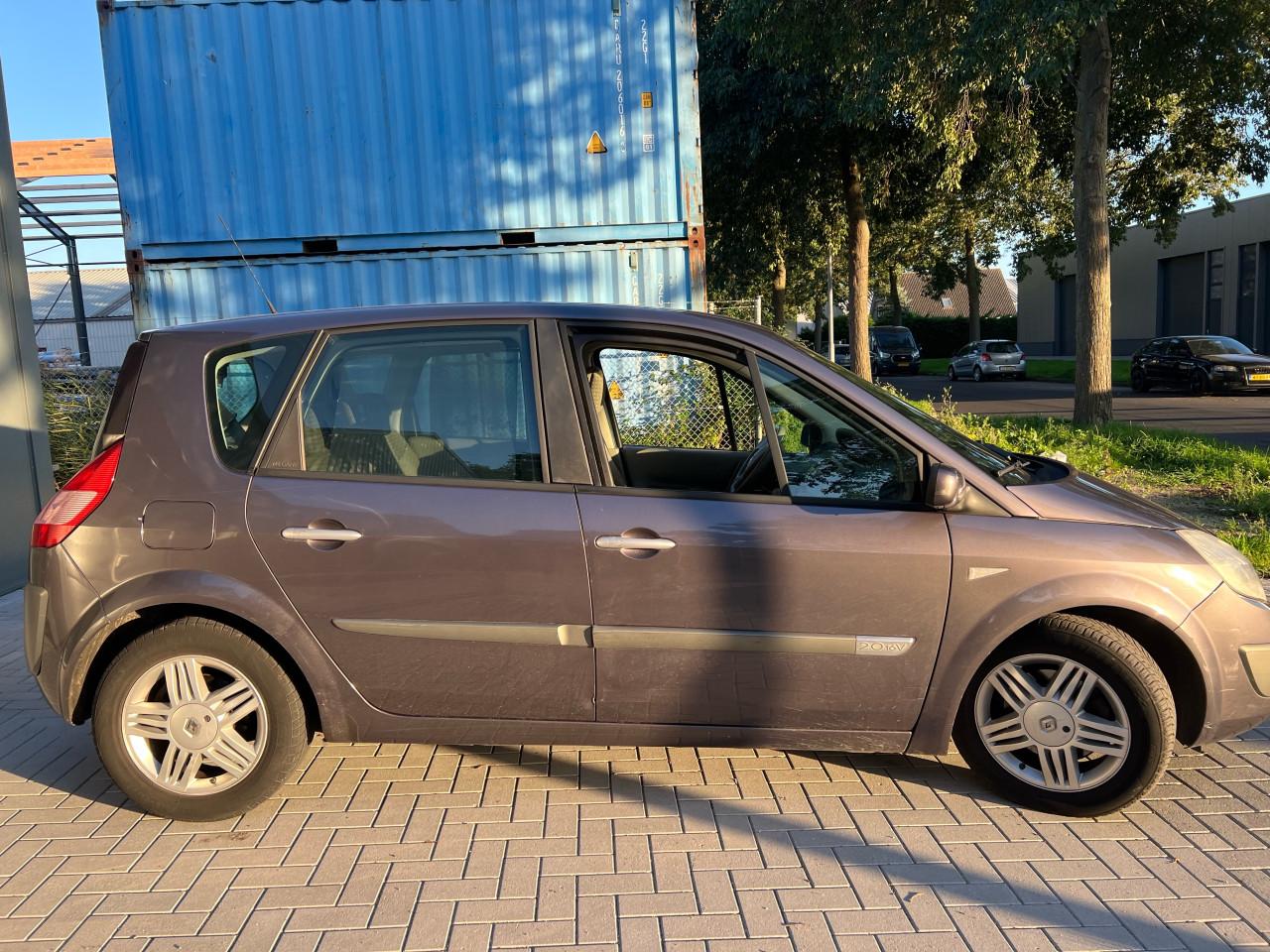 Renault Scenic 2.0-16V Automaat Vol Jaar apk