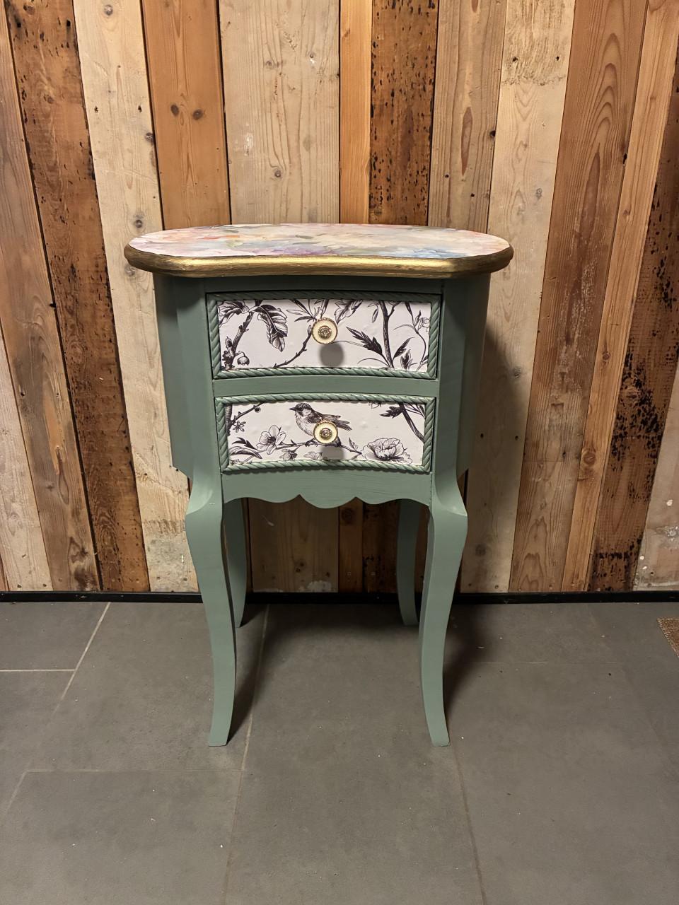 Prachtig gerestyled brocante nacht / bijzetkastjeNachtkastje