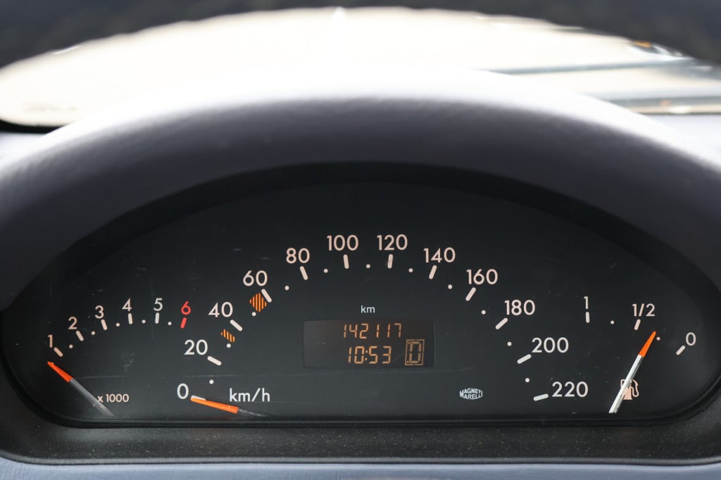Mercedes-Benz A-Klasse 160 elegance i automaat i meeneemprijs i lage km sta