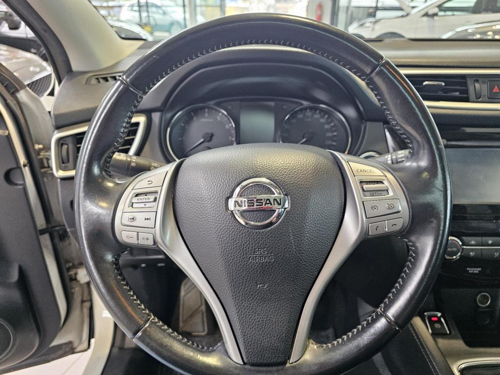 Nissan Qashqai 1.2 premier edition