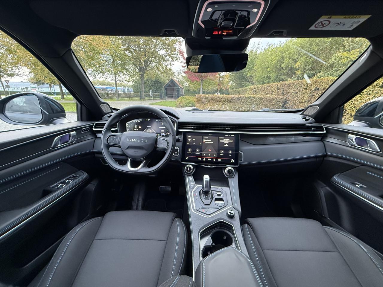 Lynk & Co 01 - 1.5 | 2023 | Zwarte hemel | Panoramadak | 360° | 20 inch