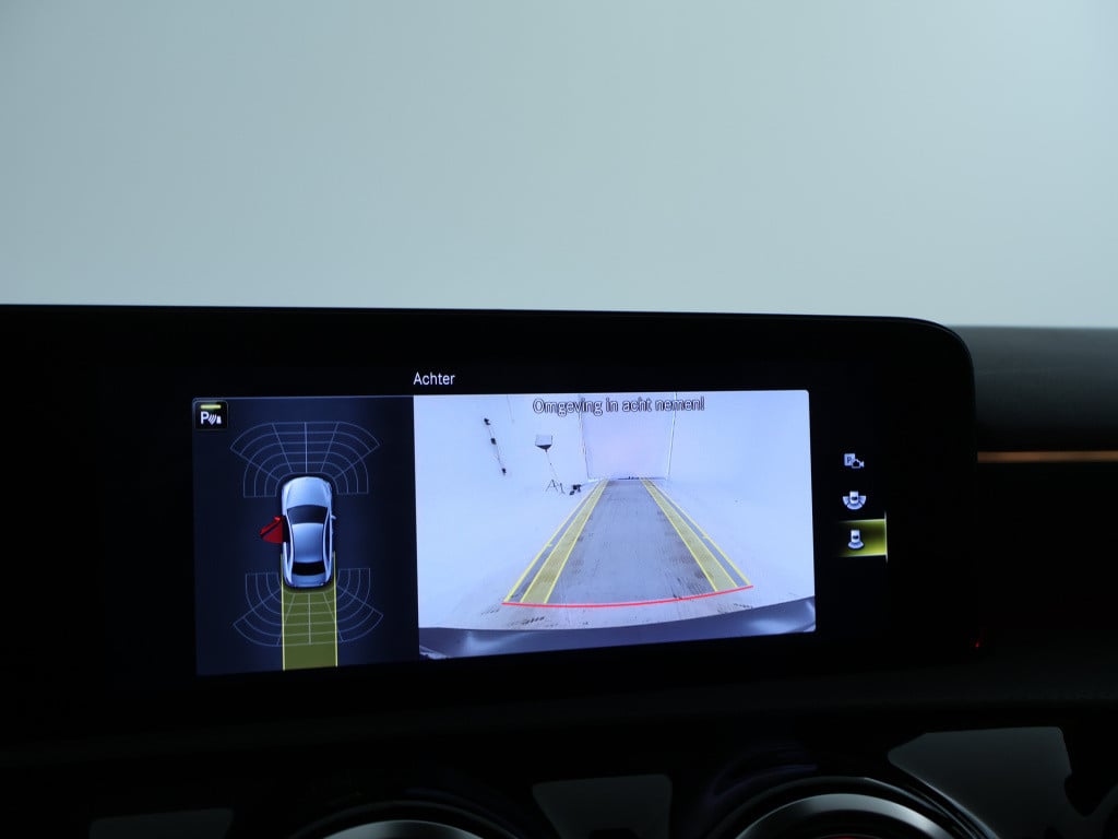 Mercedes-Benz A-Klasse 250 e sedan amg plug-in hybride amg line | night pak