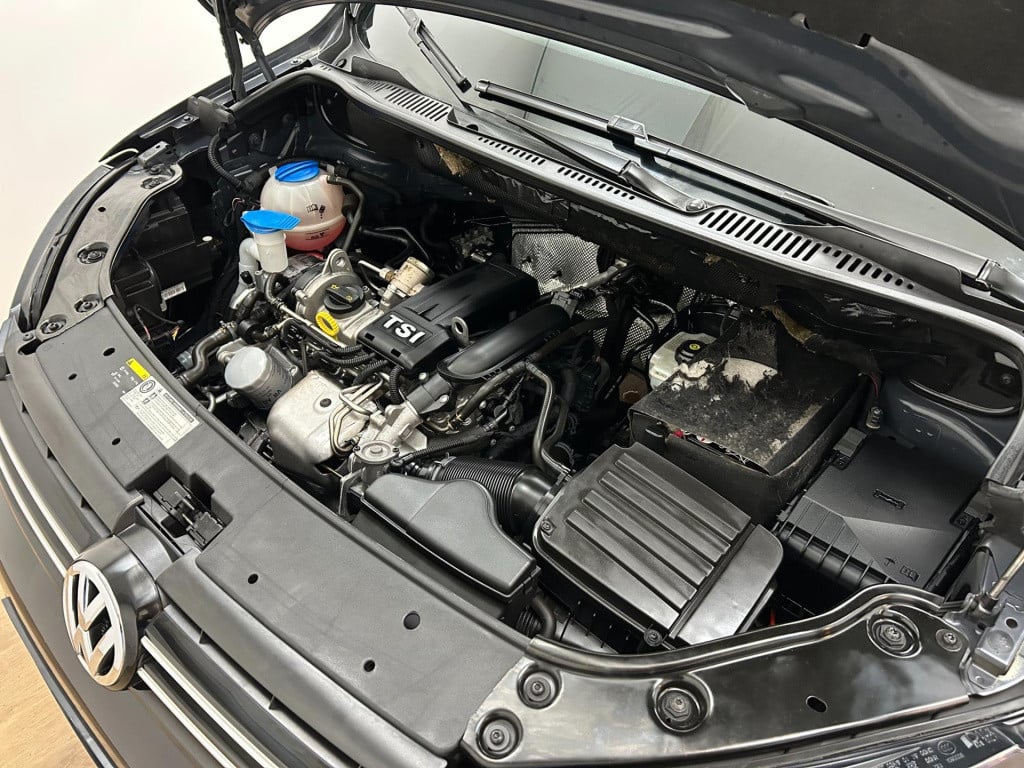 Volkswagen Touran occasion | airco | tweedehands volkswagen | stoelverwarmi