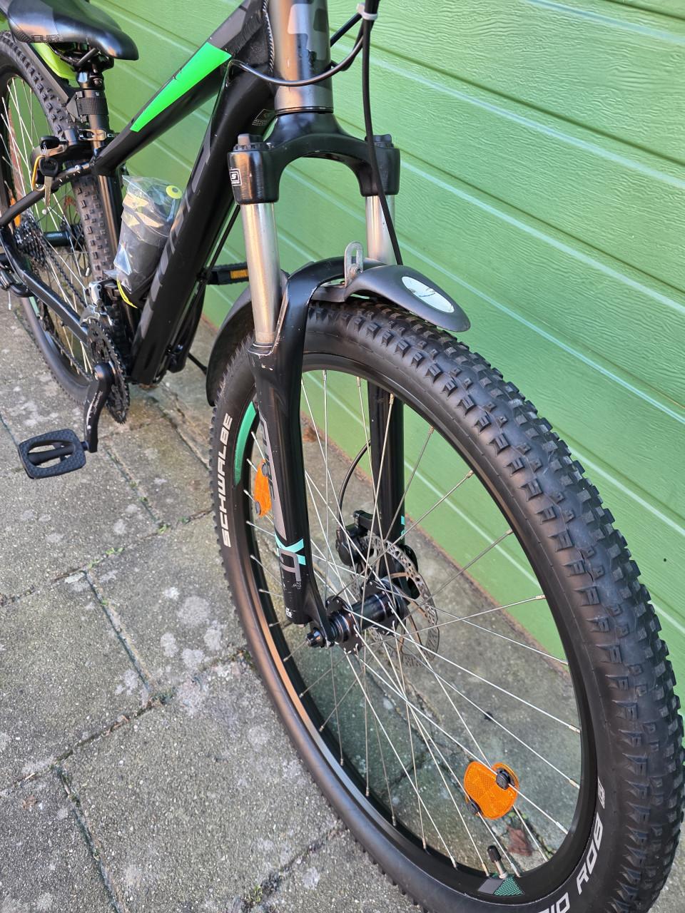 CUBE | AIM PRO | 27.5 INCH | FRAME 36 CM | NETTE STAAT!