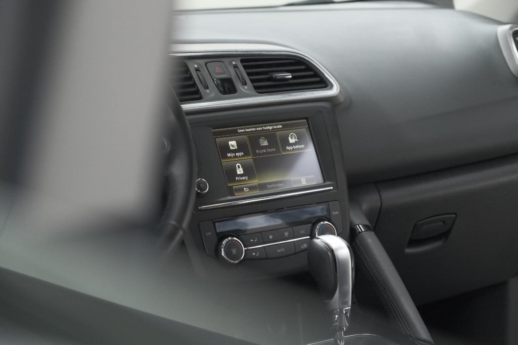 Renault Kadjar tce 130 edc intens | trekhaak | navigatie | parkeersensoren 