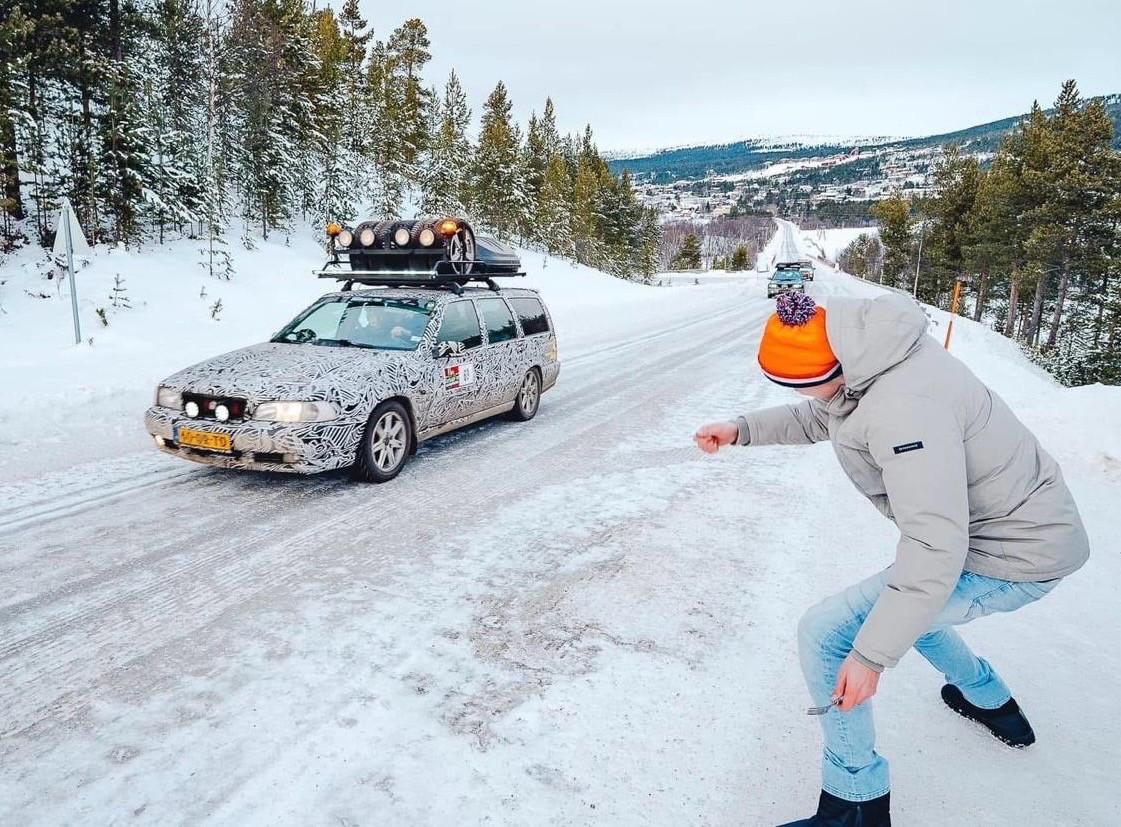 Carbagerun: Volvo V70 1999 2.4 -Polar- 5 cilinder (144 pk)