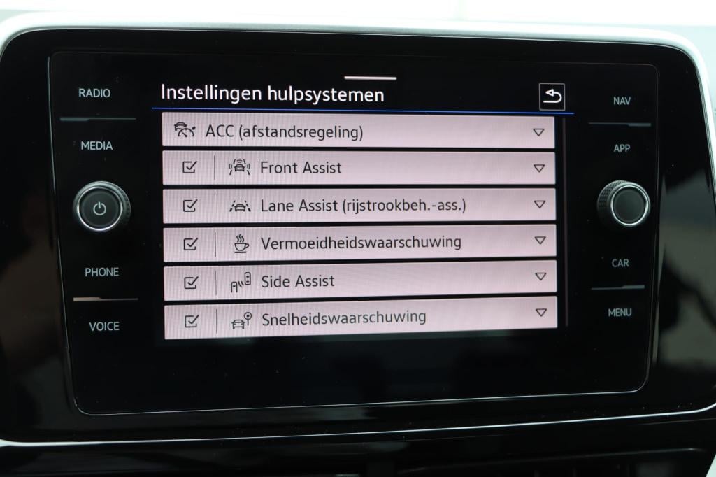 Volkswagen T-roc 1.5 tsi r-line 150pk dsg7