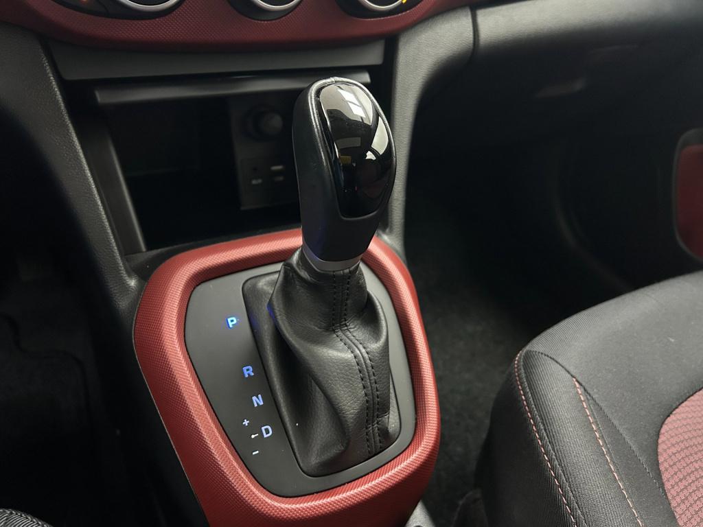 Hyundai I 10 occasion 1.2i | grijs | tweedehands hyundai i10 | airco | pano