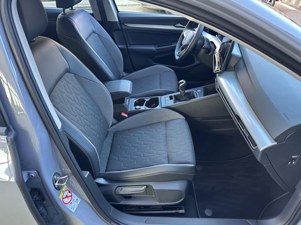 Volkswagen Golf 1.5 tsi 150pk goal | trekhaak | camera | dode hoek | rijkla