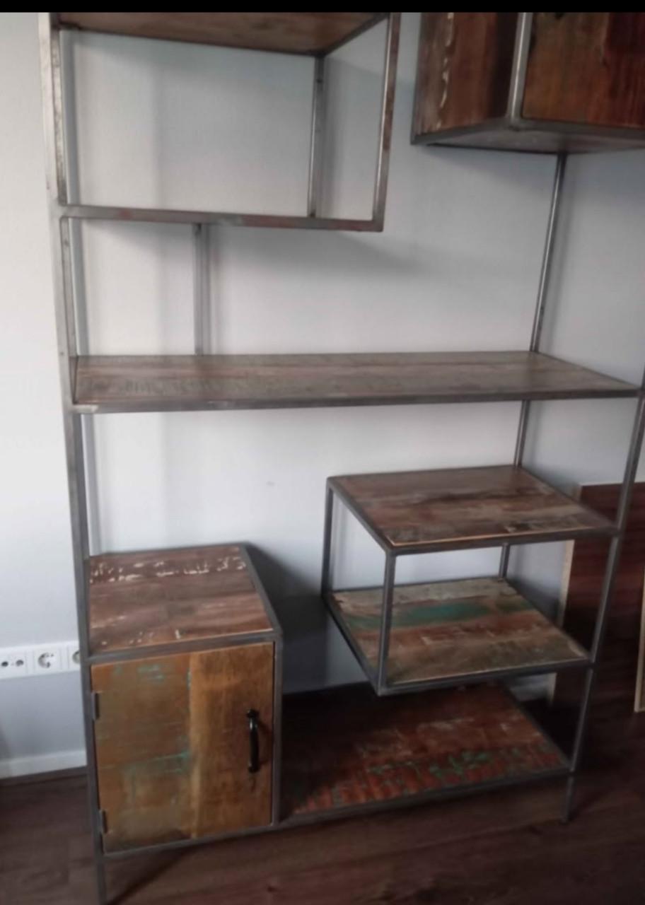 Industriële woonkamer kast
