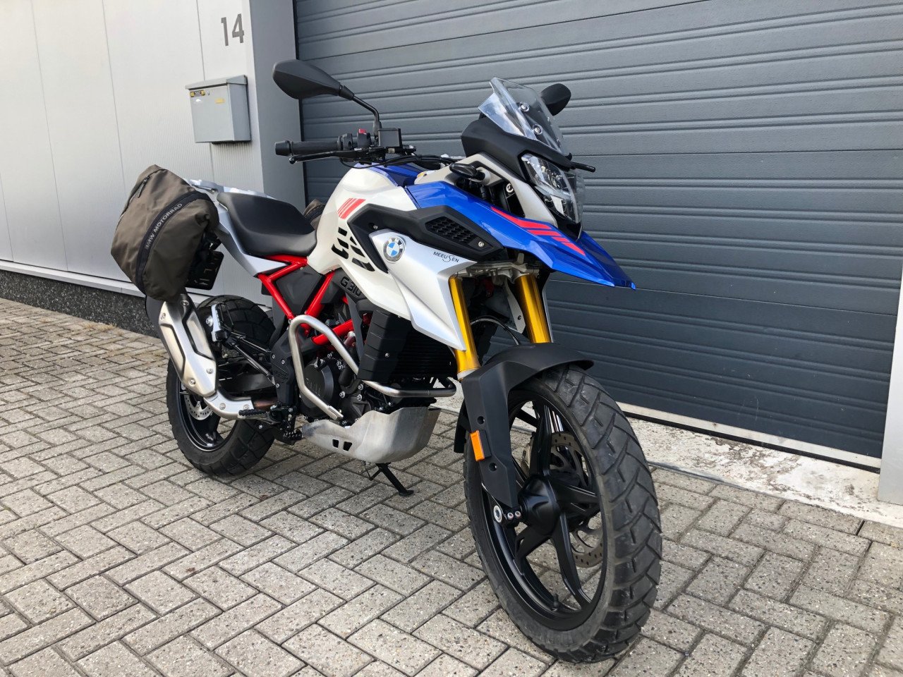 BMW G310GS ABS, bj 2023 met 13dkm, valbeugels, tassen etc, rijklaar €5250,-