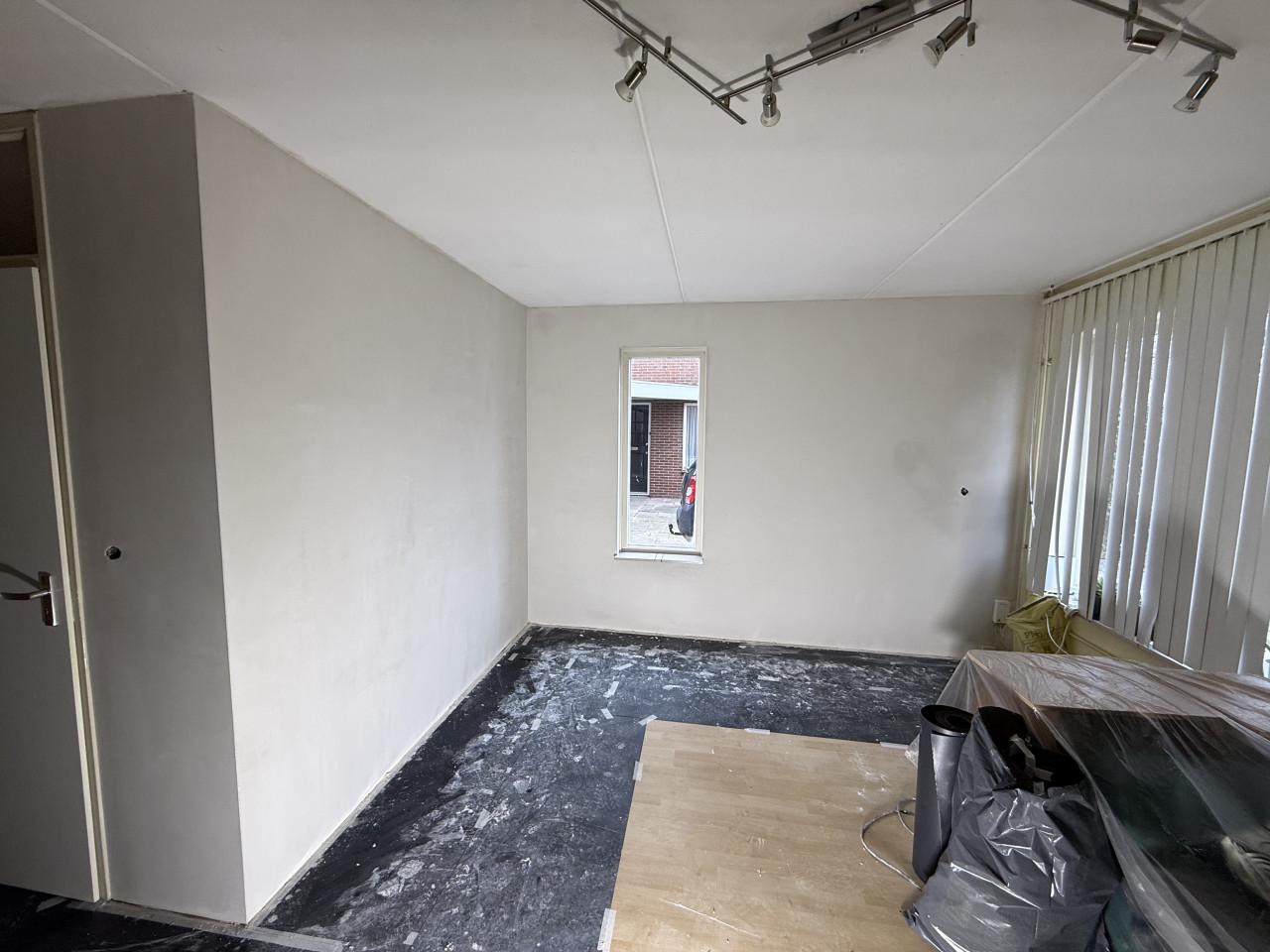 Stukadoorsbedrijf en schilderwerk Tel 0685004348