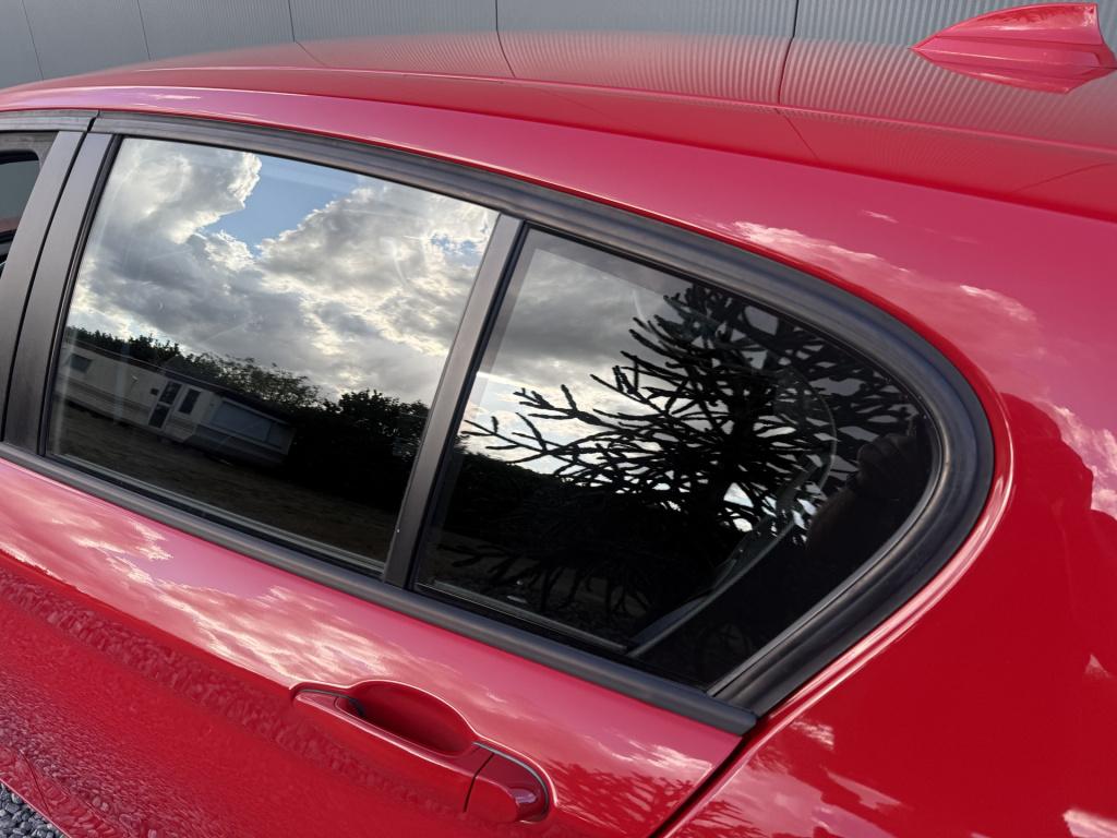 BMW 1 Serie 114i ede business 5-drs