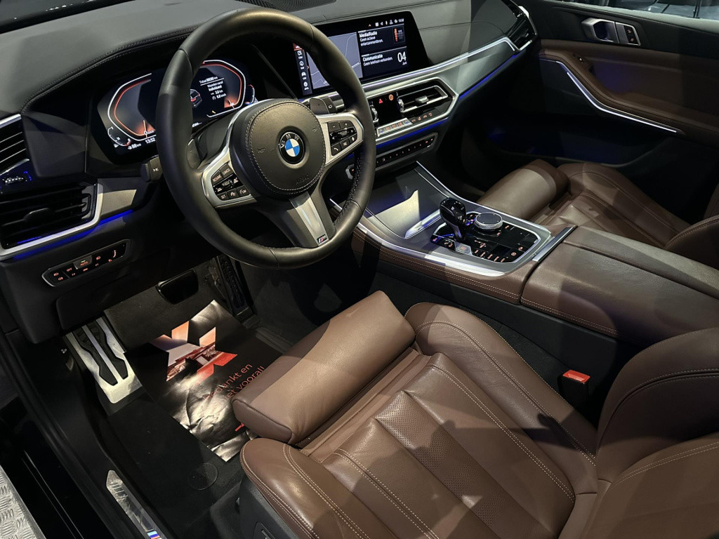 BMW X5 xdrive40i high executive m-sport *camera*22 inch*comfortseats*propil