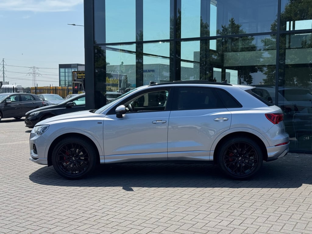 Audi Q3 35 tfsi advanced * panoramadak * matrix led * 360 camera