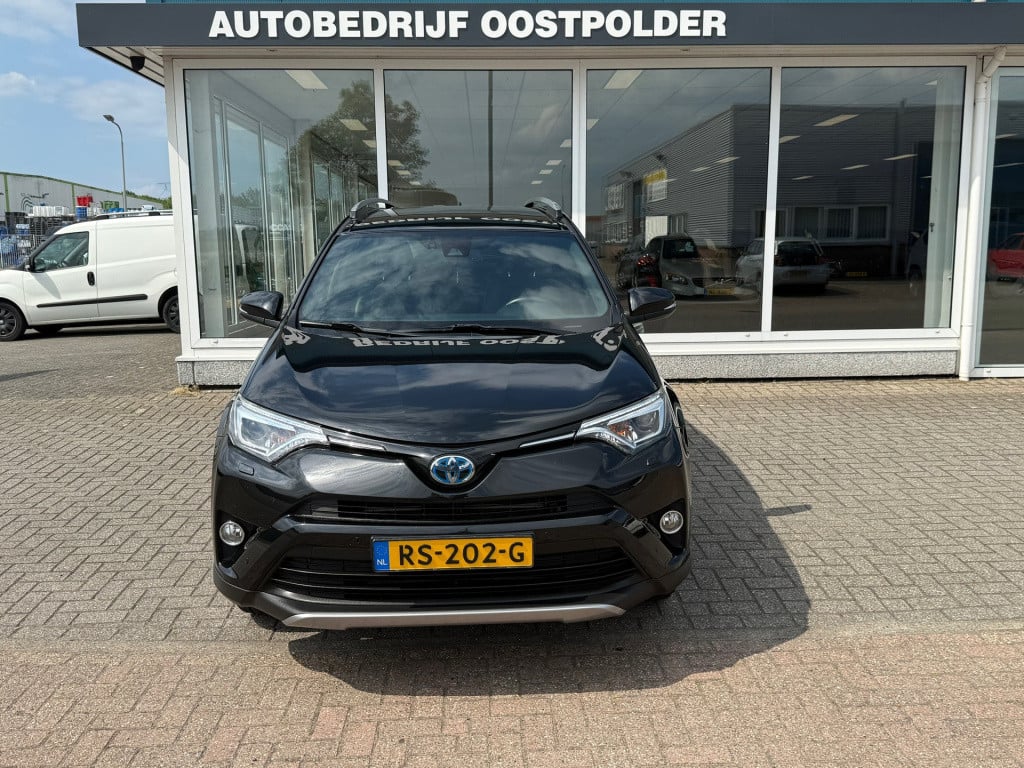 Toyota Rav4 2.5 hybrid style