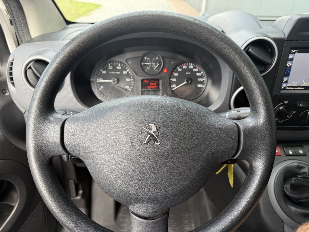 Peugeot Partner 120 1.6 bluehdi 75 l1 premium pack 3-zitter
