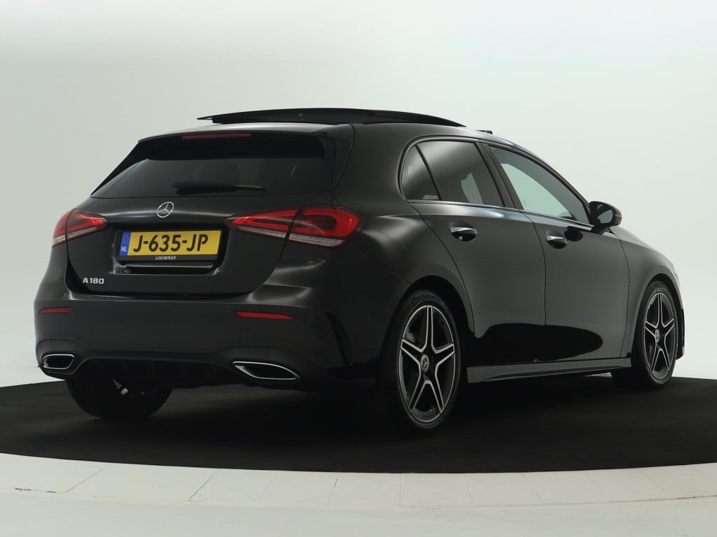 Mercedes-Benz A-Klasse 180 business solution amg | panoramadak | sfeerverli