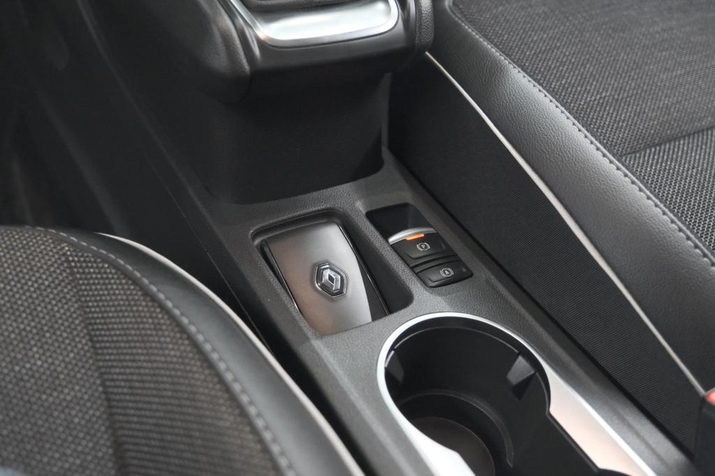 Renault Captur tce 90 techno | 360 camera | 9.3 inch grootscherm | apple ca