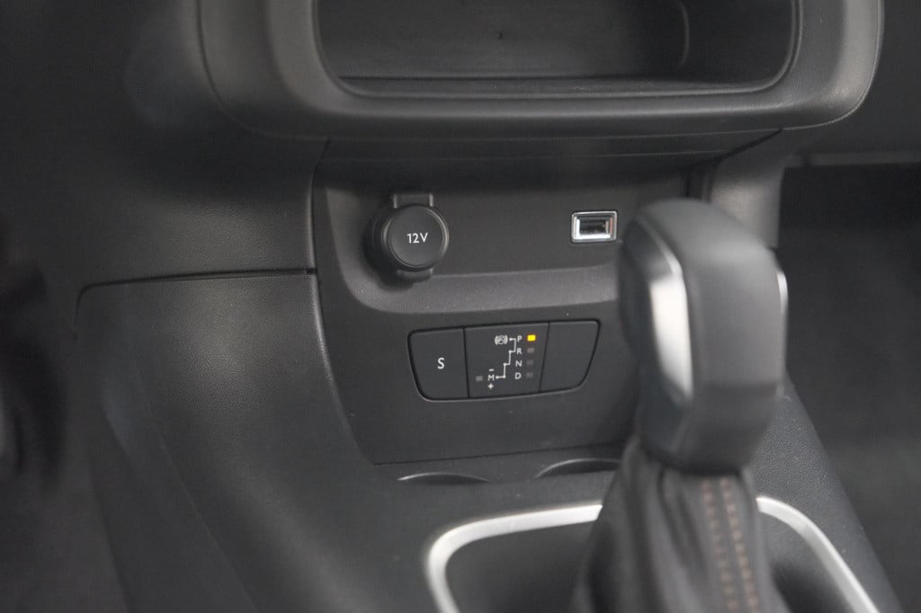 Citroen C3 puretech 110 eat6 max | apple carplay | parkeersensoren | climat