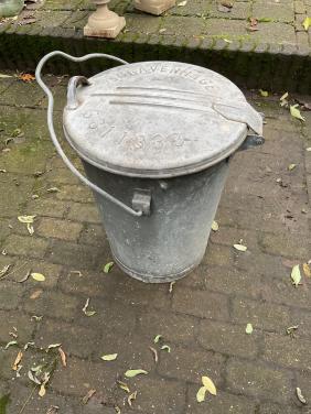 ‘s Gravenhage vuilnisemmer