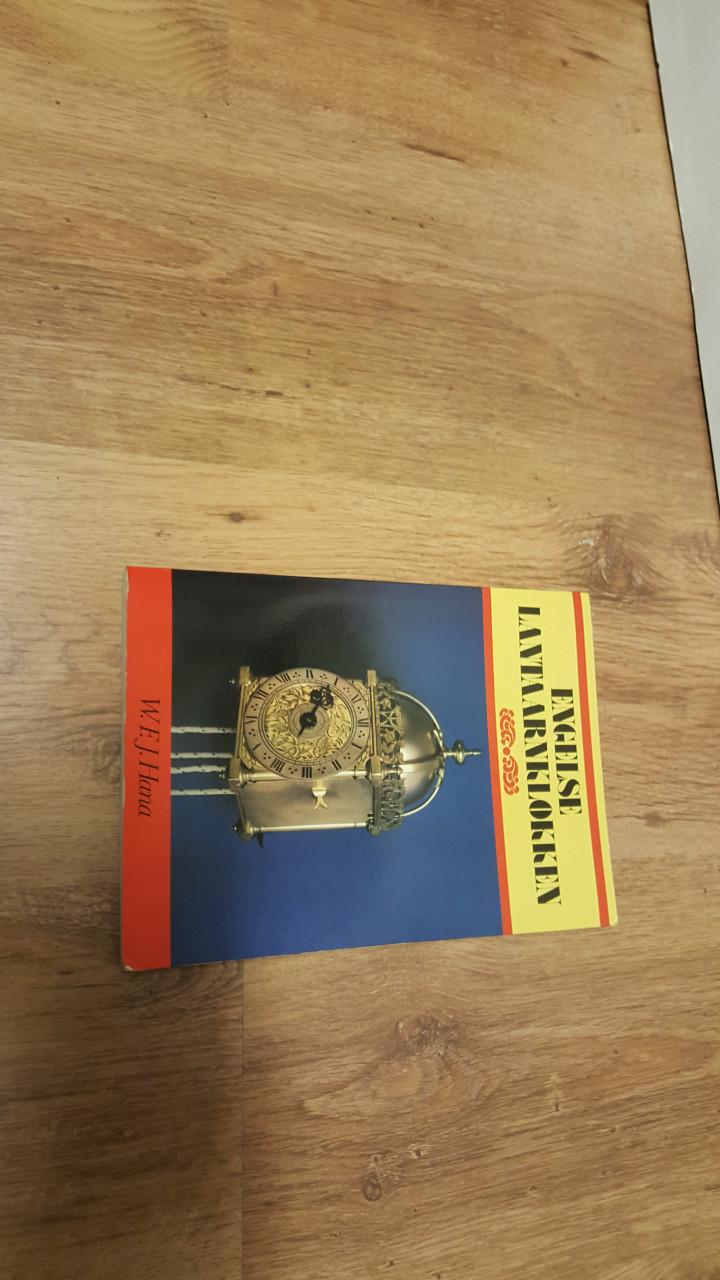 Boek Engelse Lantaarnklokken