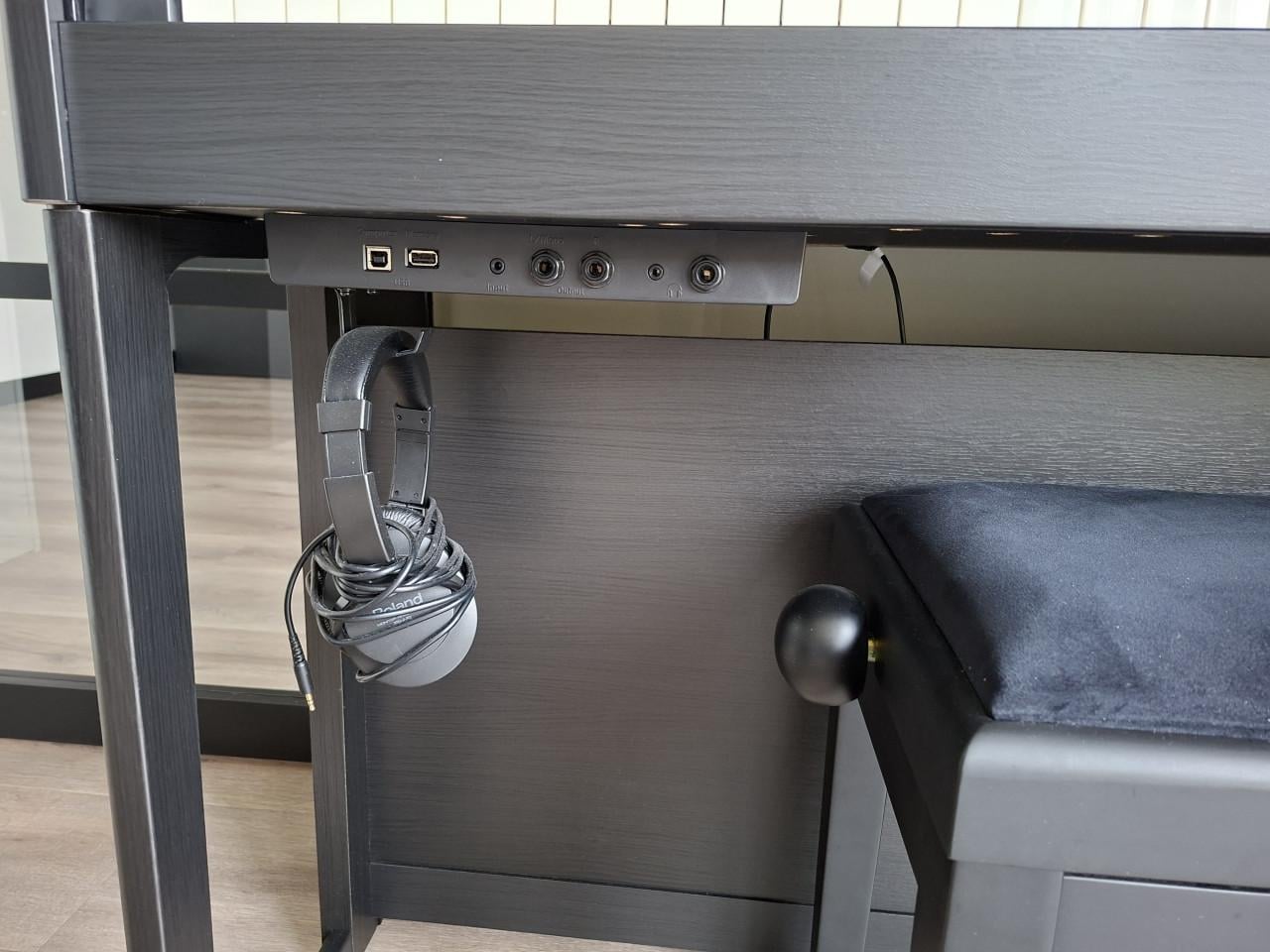 Roland HP702 digitale piano Charcoal Black zo goed als nieuw