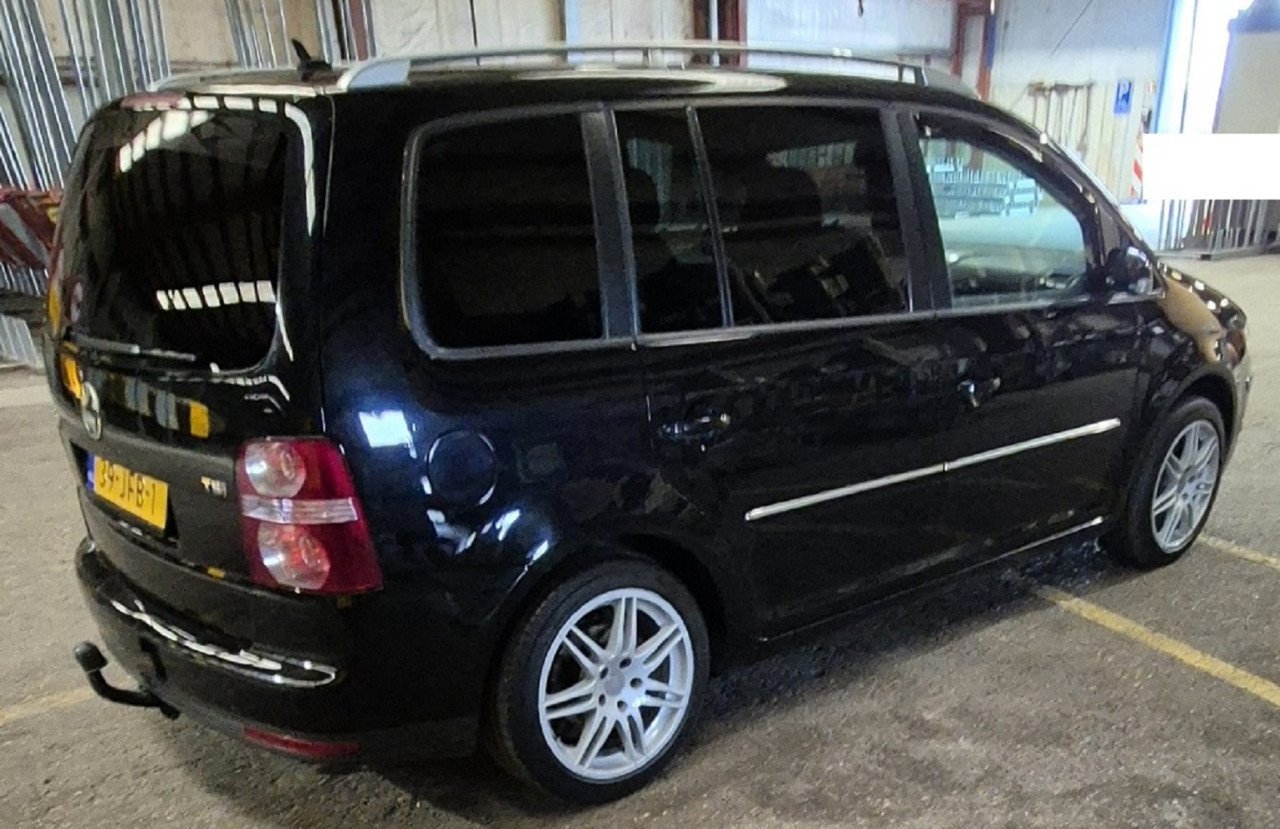 Volkswagen Touran 1.4 TSI 103KW 5P 2009 Zwart