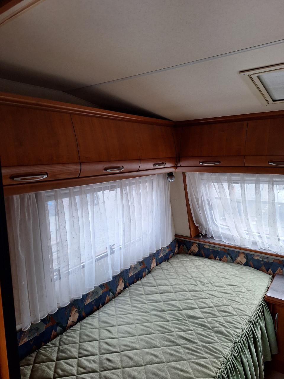 Caravan hobby excellent 560