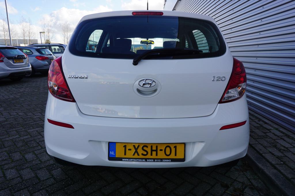 Hyundai I 20 1.2i i-motion airco / elektr. ramen /
