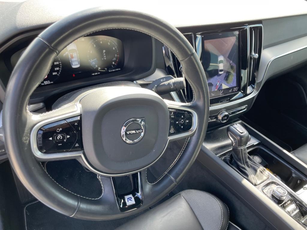 Volvo S60 t4 190pk r-design| 360camera| trekhaak| adap.cruise