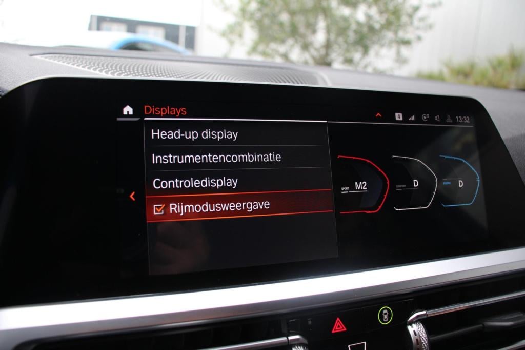 BMW 3-serie touring 330i m-sport - leder - 360 camera - head up - led - vir