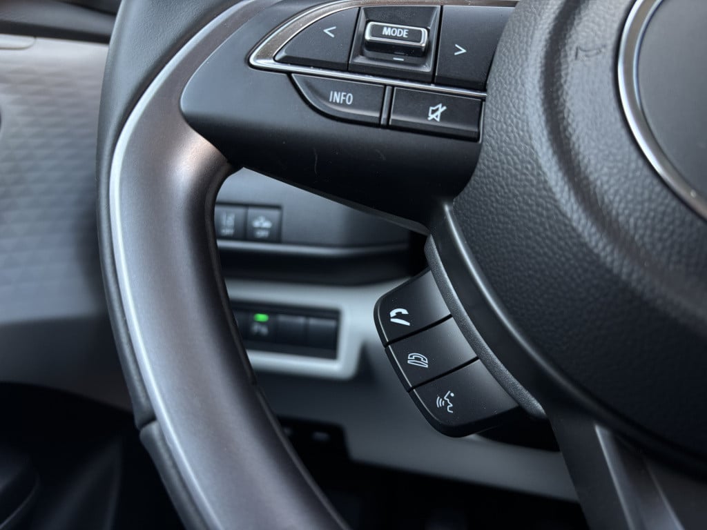 Suzuki Swift 1.2 select smart hybrid
