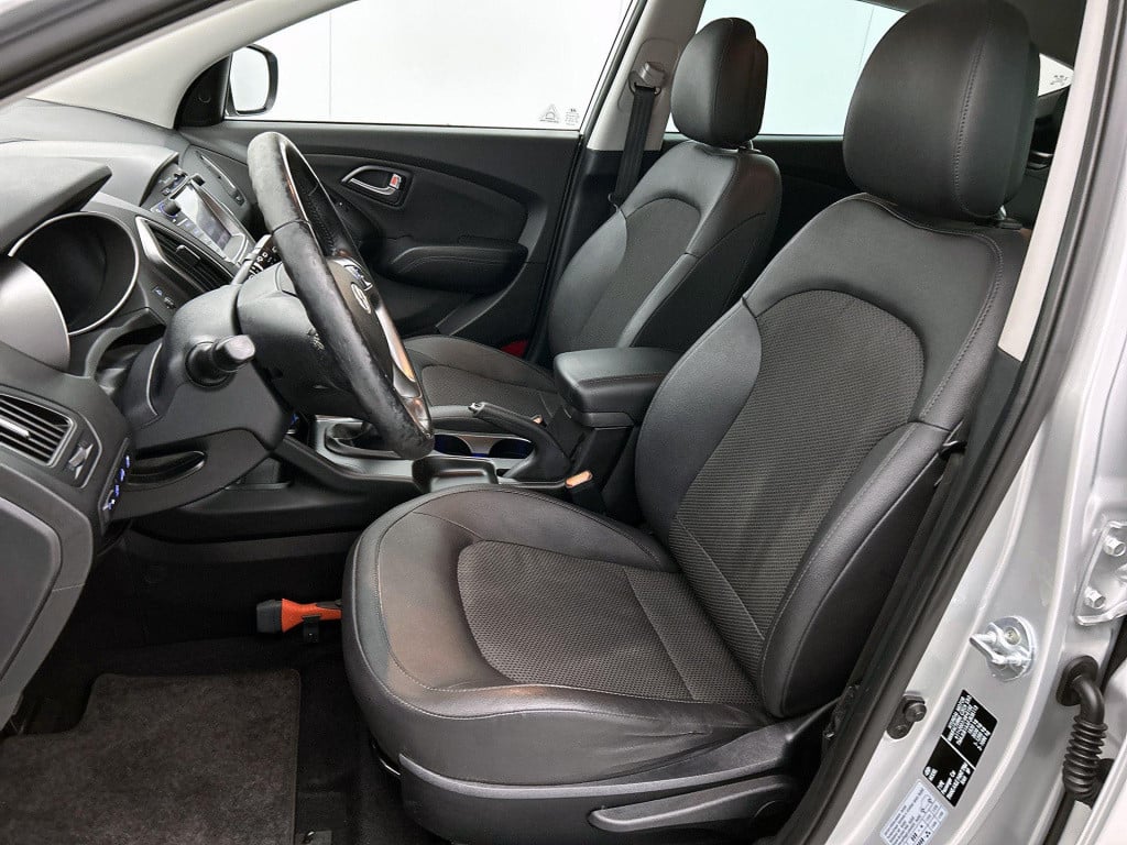 Hyundai Ix35 1.6i gdi go! | navigatie | climate control | stoelverwaming | 