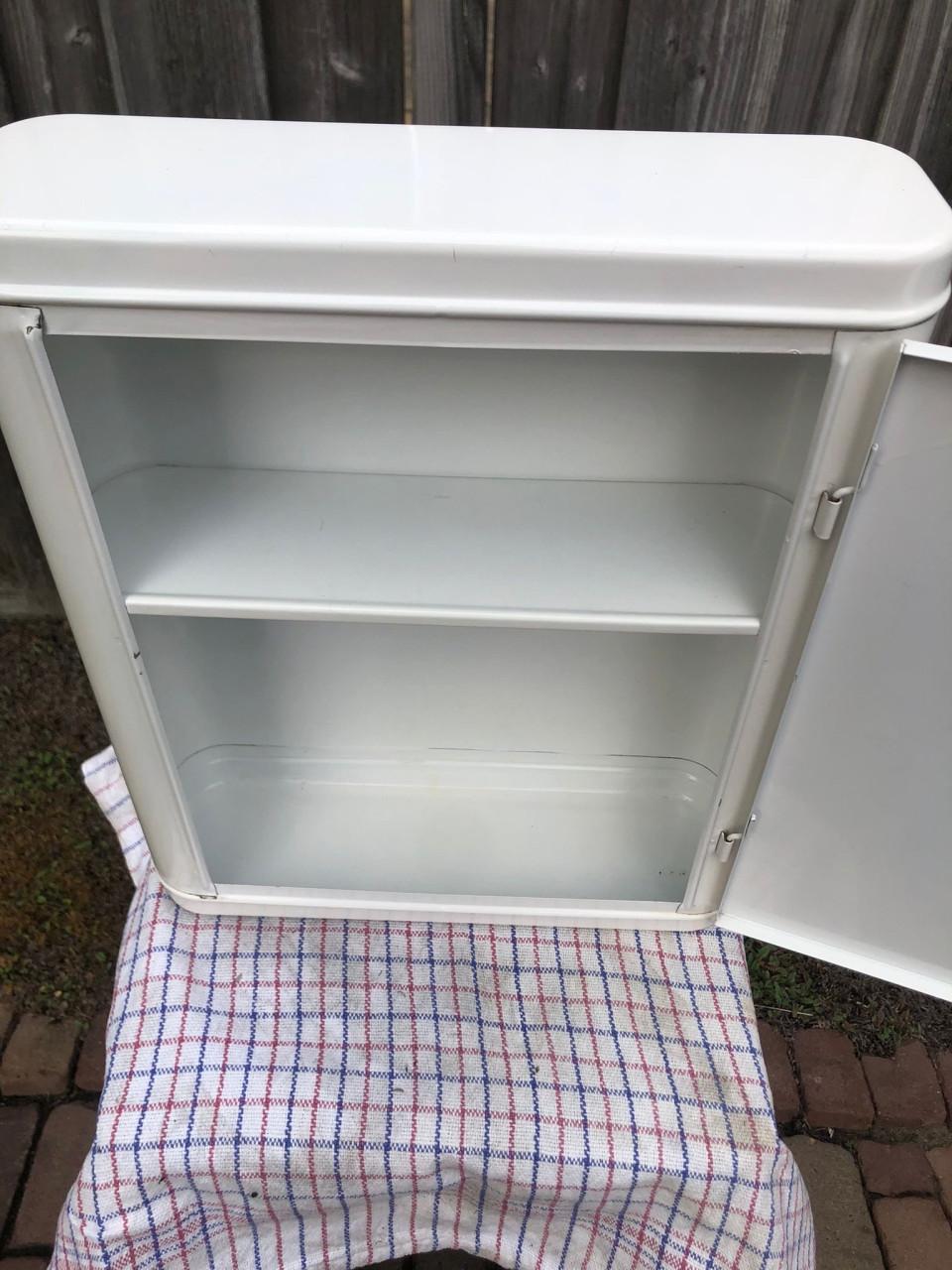 Mooi Vintage medicijnkastje van Brabantia