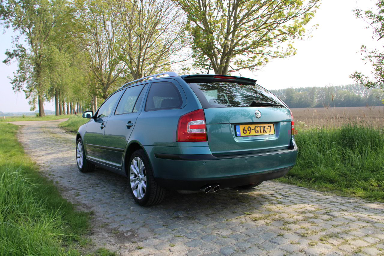Zeer nette Skoda Octavia 1.8 TSI Elegance Bussines 210PK!