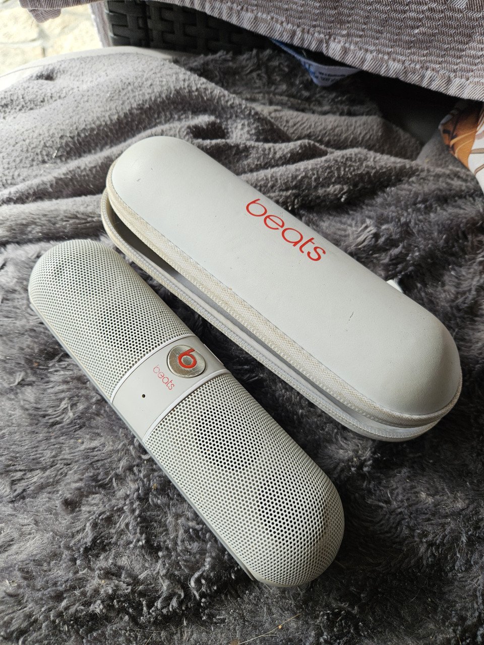 Mooie Dr. dre Beats pill speaker bluetooth incl chase...