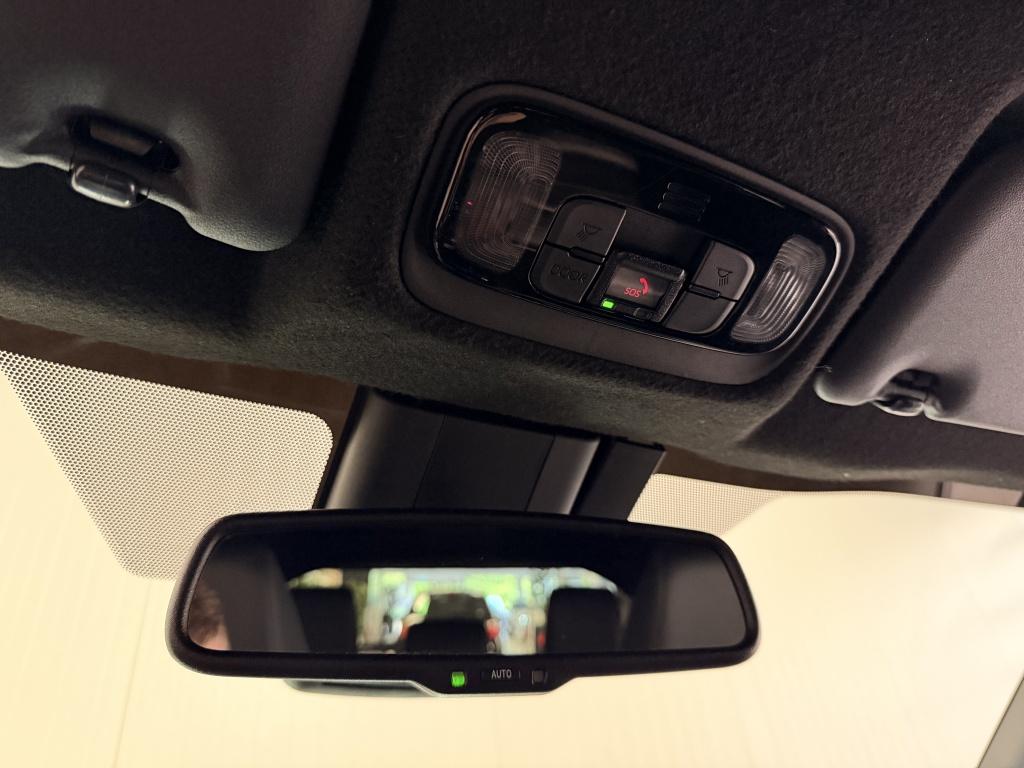 Toyota Yaris Cross 1.5 hybrid launch edition| jbl |hud| awd| stoelverw+stuu