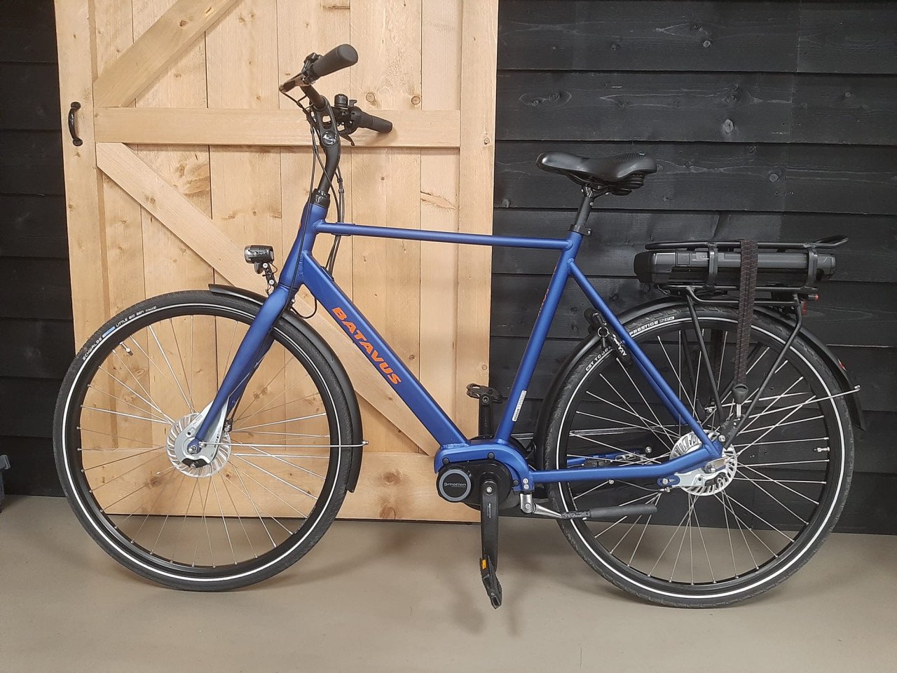 Zeer nette Batavus Fonk met midden motor en 352Wh accu