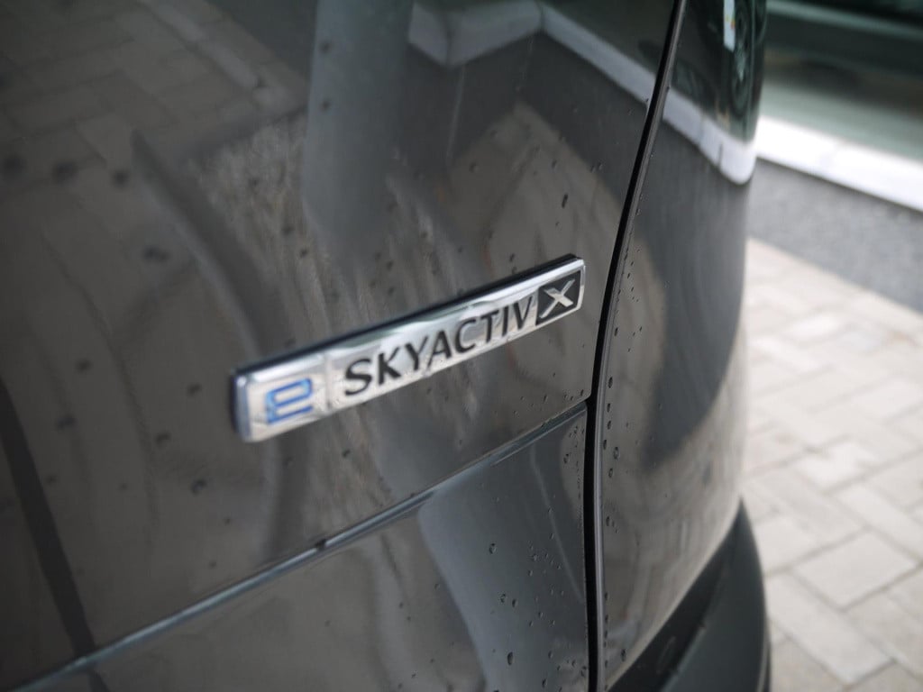 Mazda Cx-30 2.0 e-skyactiv-x m hybrid exclusive-line