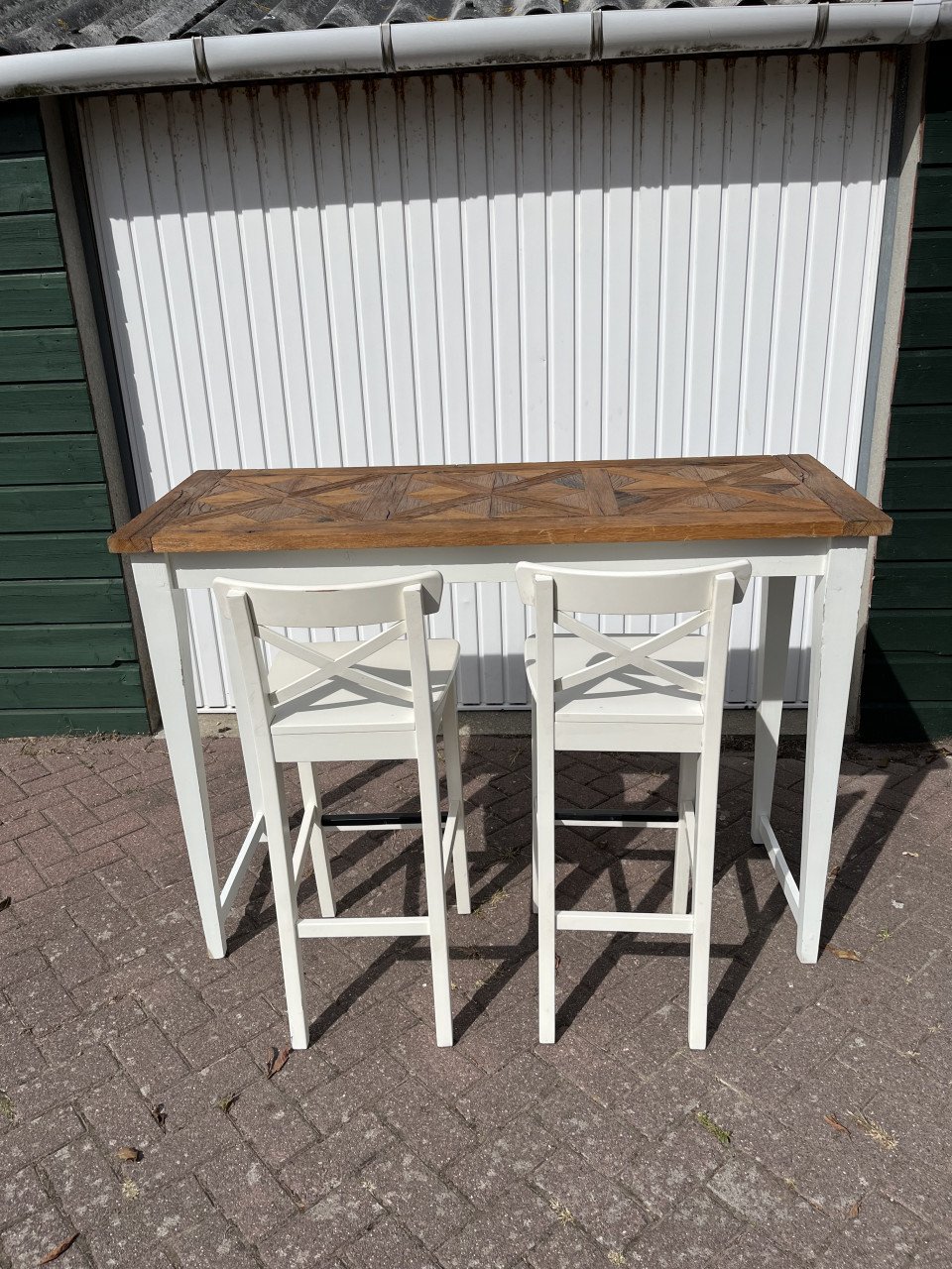 Bartafel met oud eiken ingelegd blad
