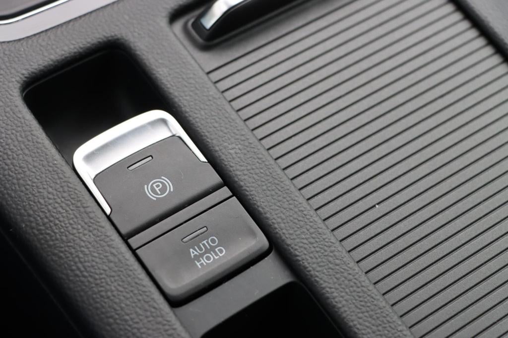 Volkswagen Passat variant 1.4 tsi phev gte business 218pk dsg6