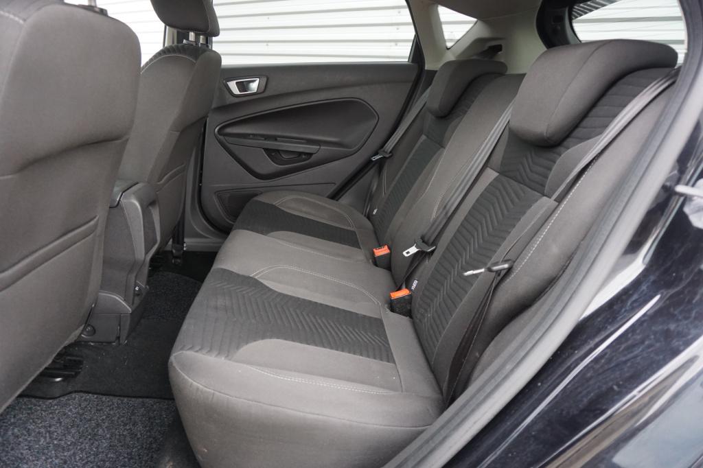 Ford Fiesta 1.0 ecoboost hot hatch airco / navi / cruise / stoelverw. / par